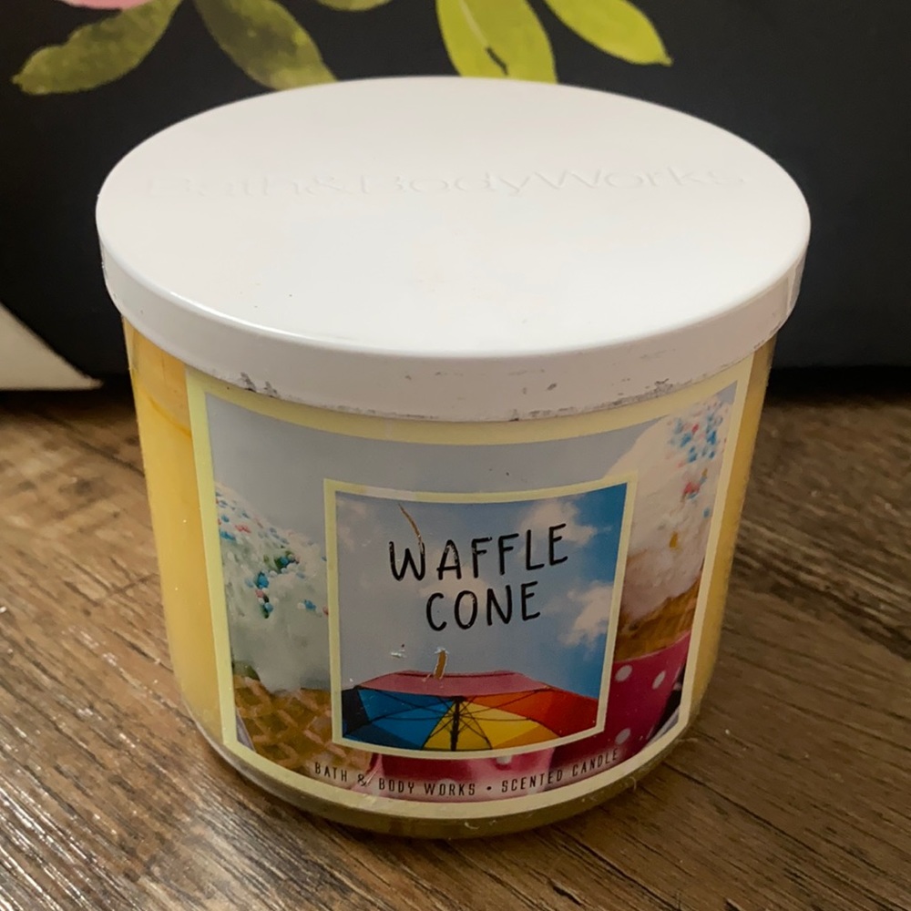 Bath & Body Works Candles.